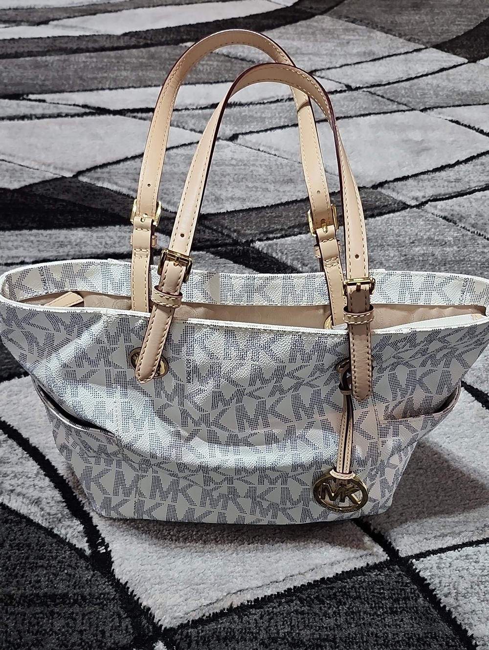 MICHAEL KORS JET SET SIGNATURE CANVAS MONOGRAM LEATHER PURSE BAG